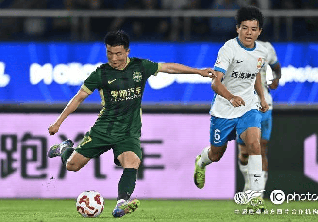 九游体育登录-球队实行严密防守，成功抵挡对手攻势