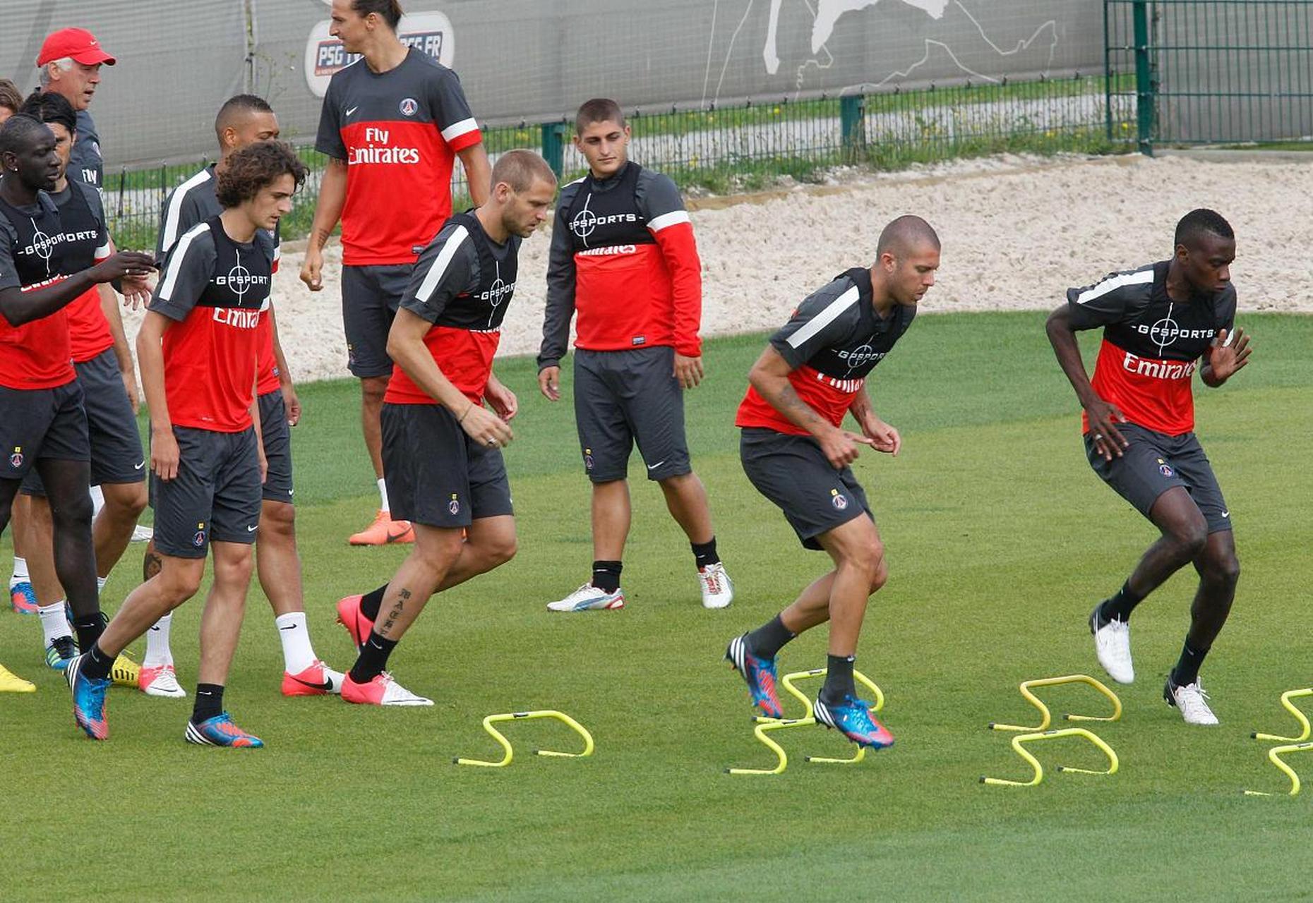 九游体育亚洲官网-法甲领头羊遭遇三连败，夺冠争夺形势不明的简单介绍