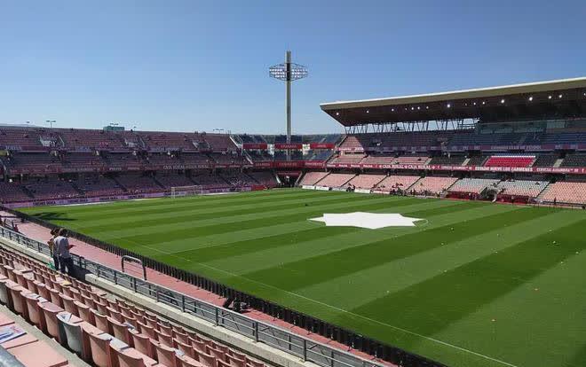 九游体育官网-格拉纳达客场不败，新赛季表现亮眼