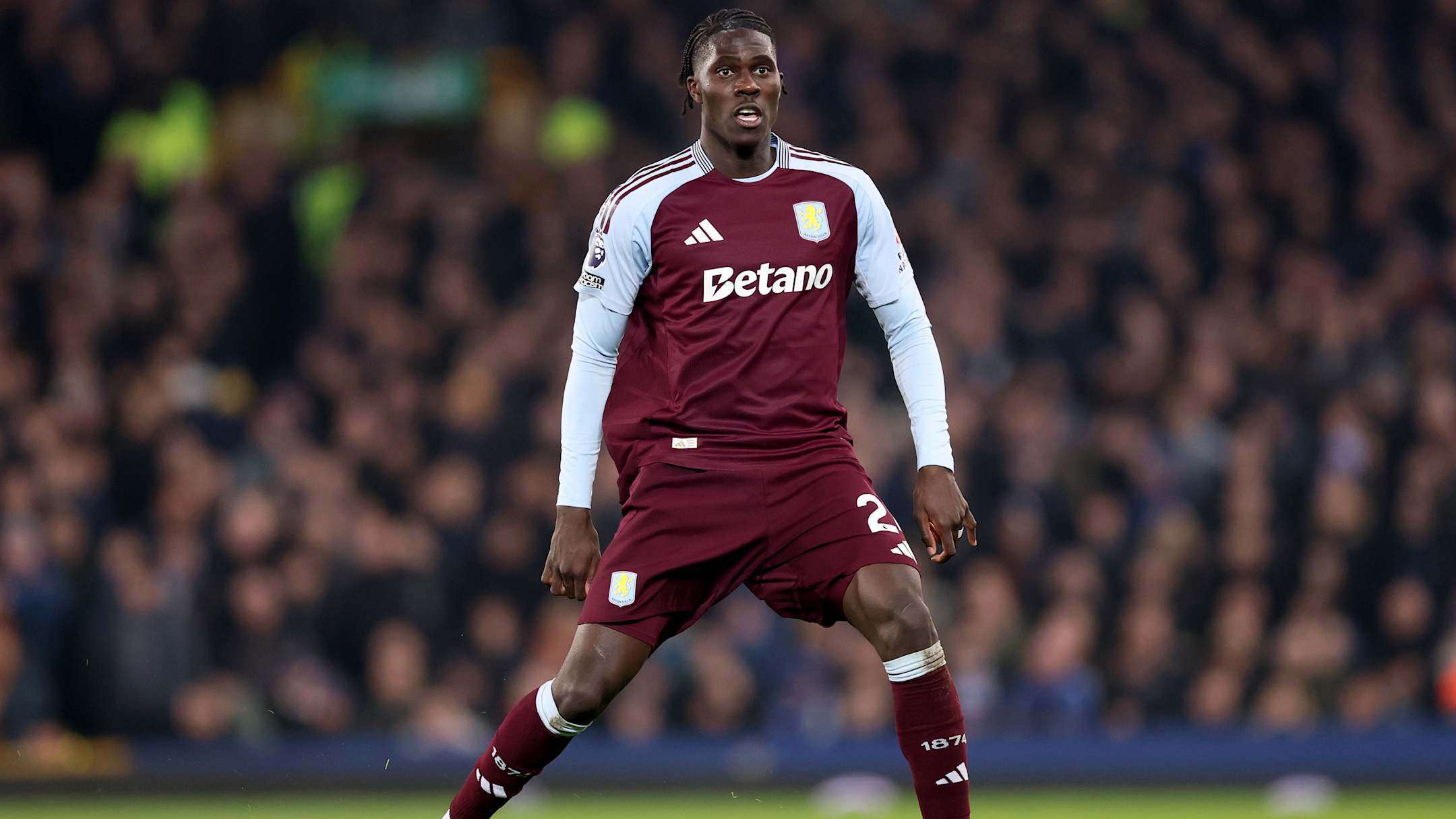 包含热刺客场险胜阿斯顿维拉，继续追赶领头羊的词条