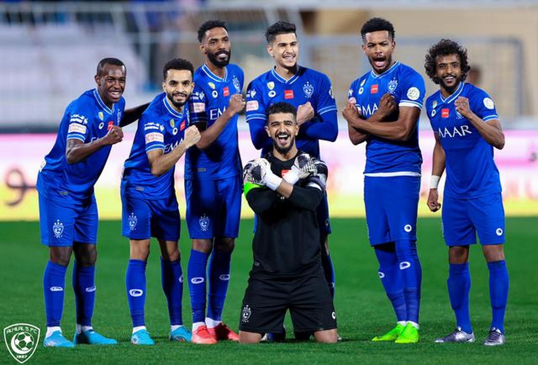 卡昂主场逆转成功，足球联赛瞩目战绩的简单介绍