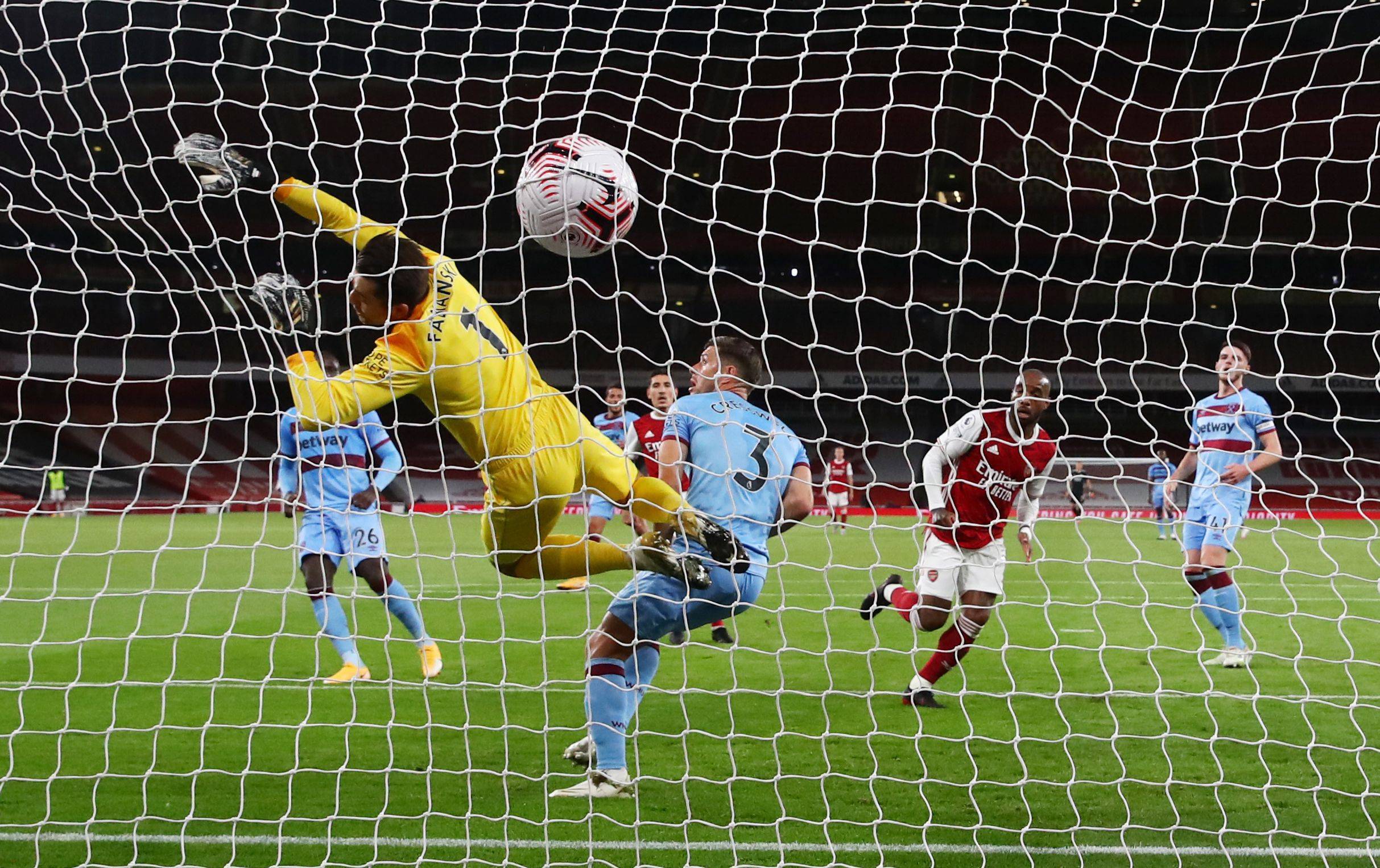 九游体育网页版登录入口-德甲球队实力均衡，比赛结果难以预测