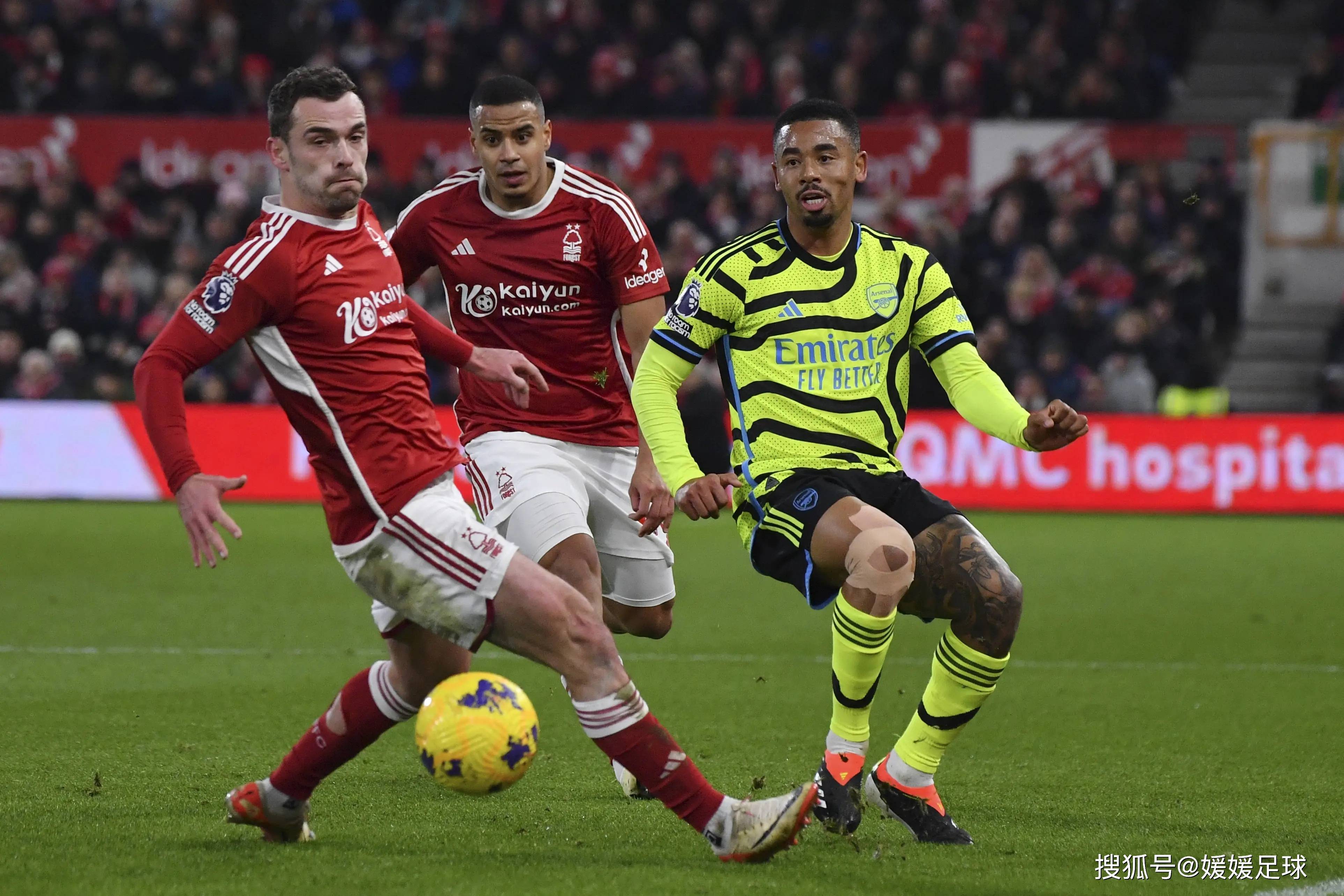 包含利物浦对阵南安普顿，对手战术分析的词条