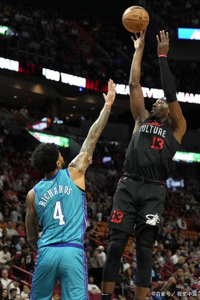 关于快船客场取胜热火，莱昂纳德神奇绝杀的信息