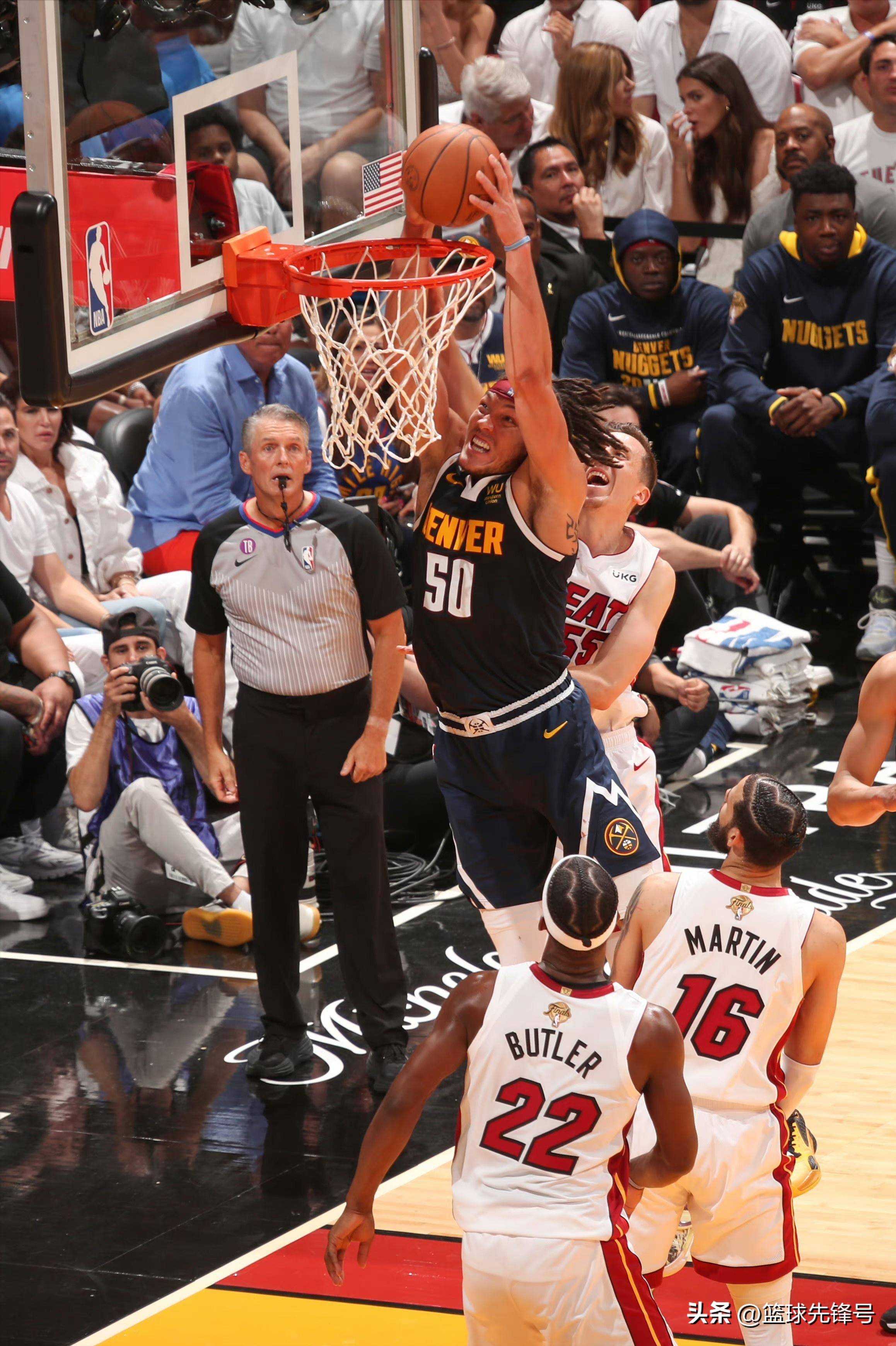 九游体育官方入口-包含独行侠主场击败掘金，继续巩固西部前八位置的词条