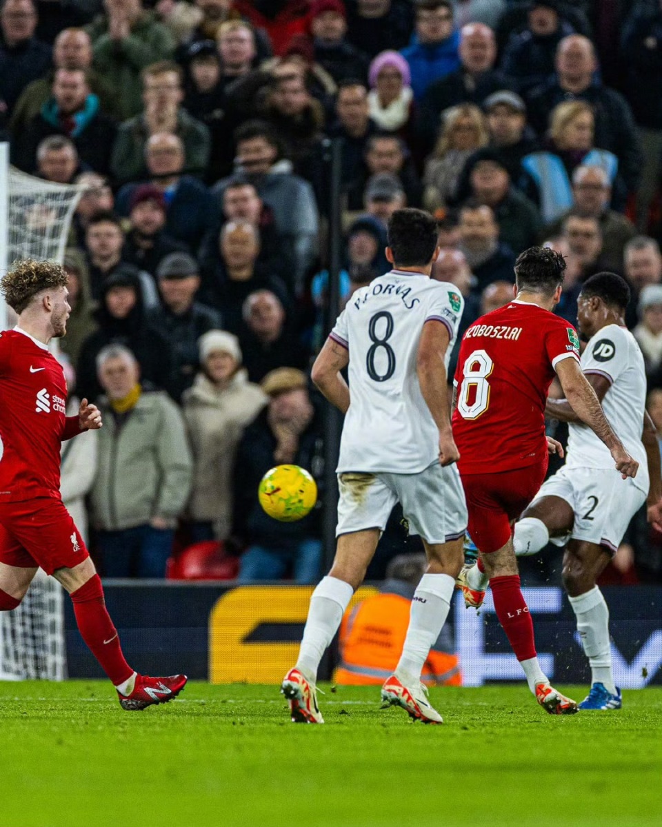 九游体育亚洲官网-波兰不敌塞尔维亚，主帅赛后火力全开的简单介绍